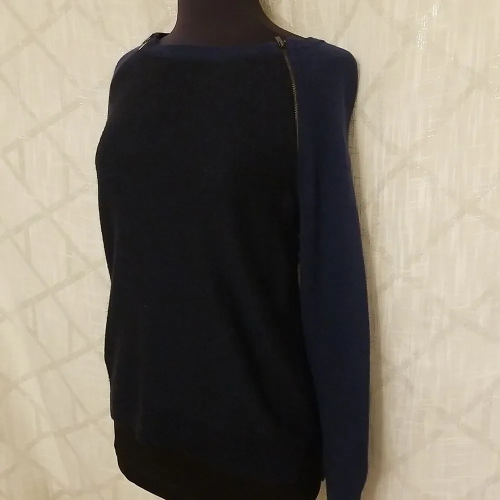 Banana Republic Sweater Top Italian Made Yarn Blue Womens Size Small